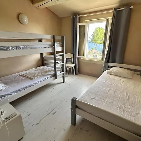 - 160m2 -vue - 300m Des Plages *